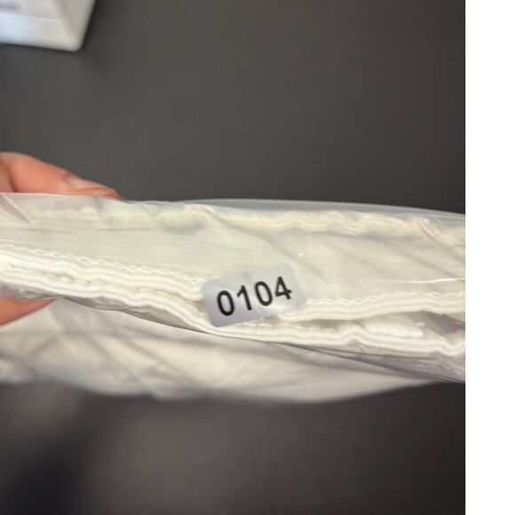 Guess Jean Vest Jacket Womens Large White Denim Button Front Frayed Streetwear - Picture 7 of 7